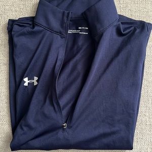 Under armour top, size small, never worn